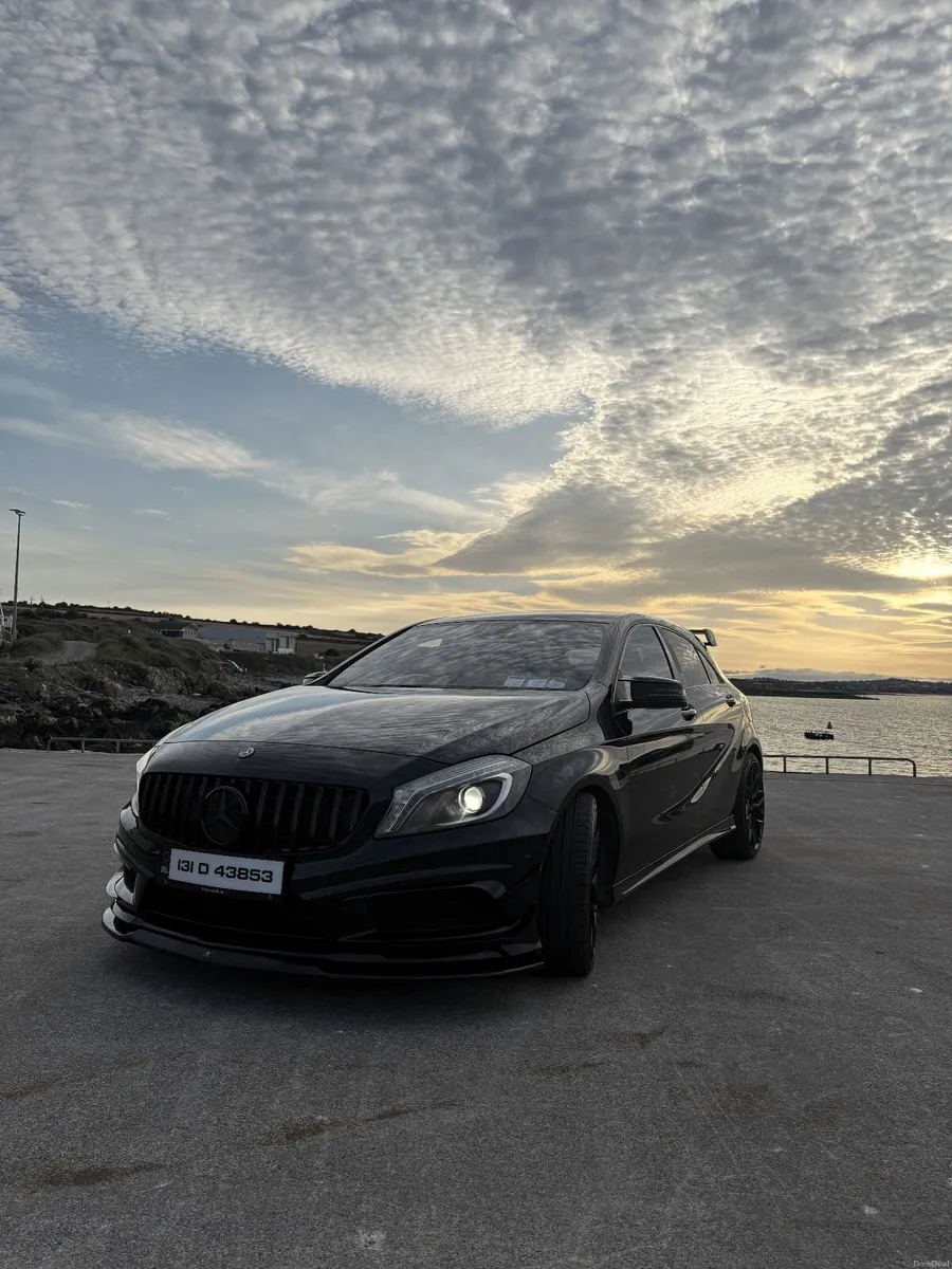 Mercedes-Benz A-Class AMG Line Night Package - Image 3