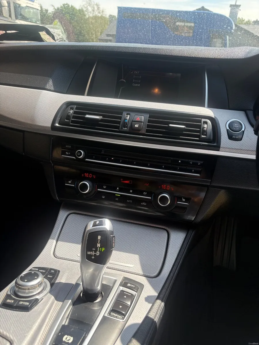 BMW 5-Series 2014 - Image 1