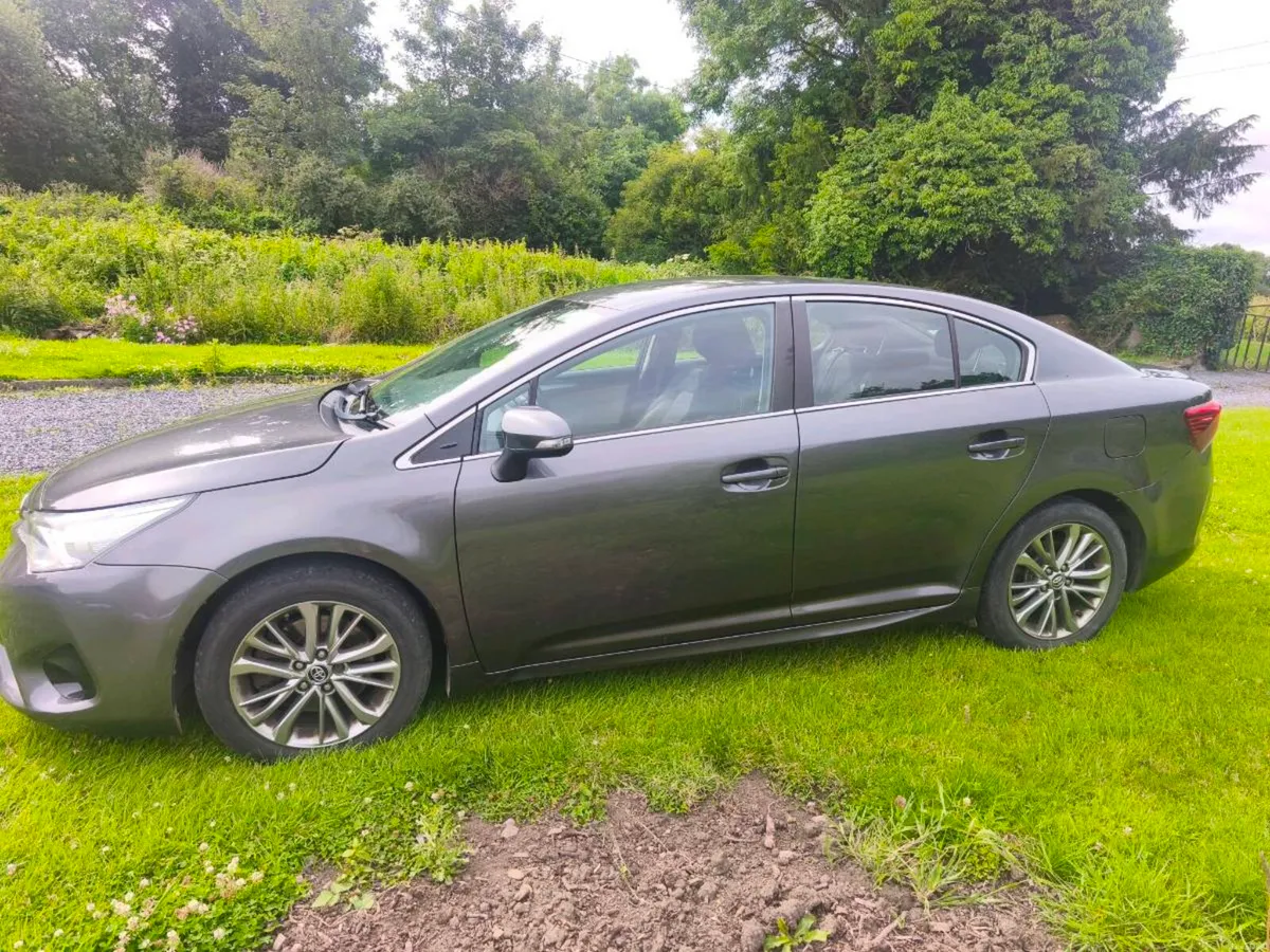 Toyota Avensis - Image 6