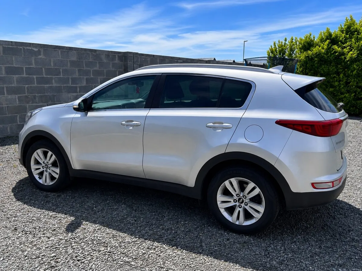 2018 (182) Kia Sportage for sale - Image 2