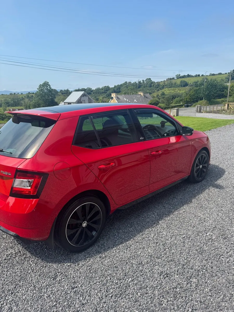 Skoda Fabia Monte Carlo ( Panoramic Glass Roof) - Image 5