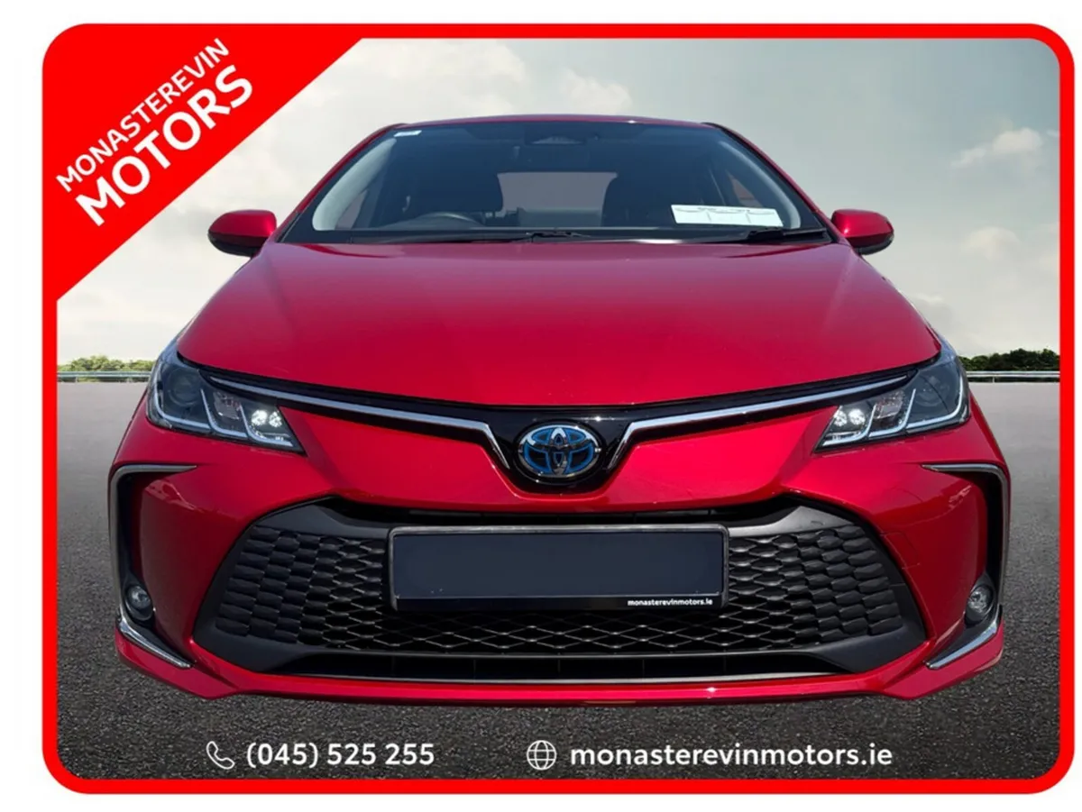 Toyota Corolla LUNA SPORT SALOON 4DR - Image 5