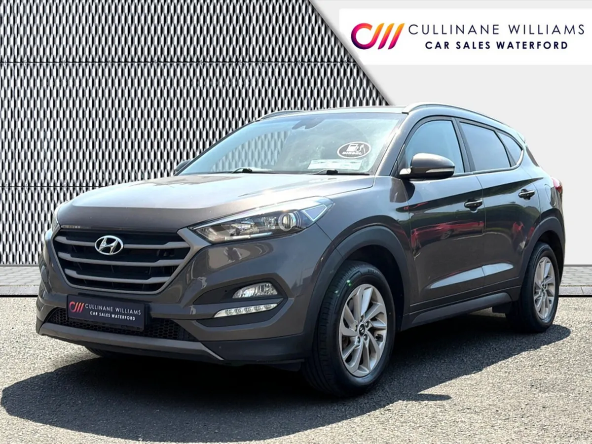 Hyundai Tucson 2016 1.7 DIESEL SE NAV BLUE DRIVE € - Image 4