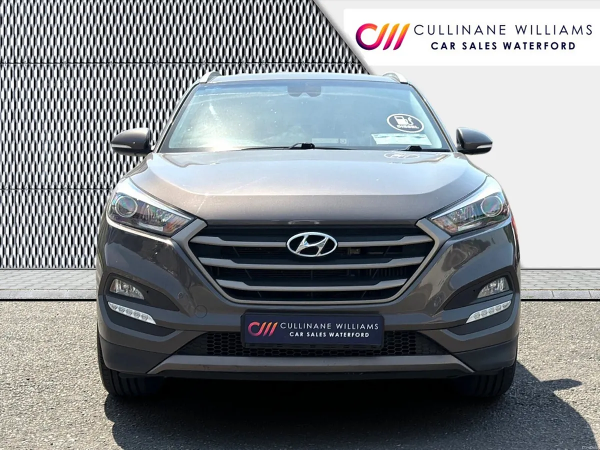 Hyundai Tucson 2016 1.7 DIESEL SE NAV BLUE DRIVE € - Image 3