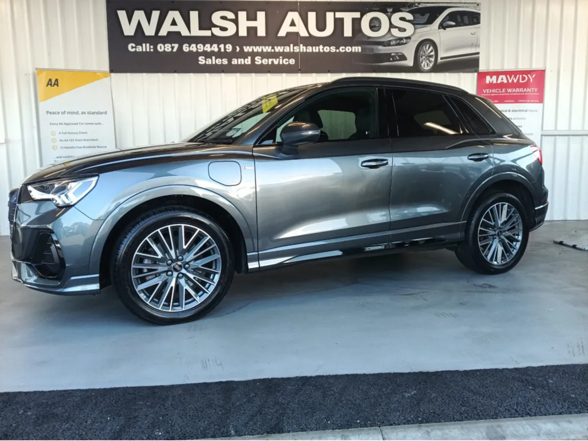 Audi Q3 E-TRON TFSI E 245 S-TRONIC S LINE - Image 2