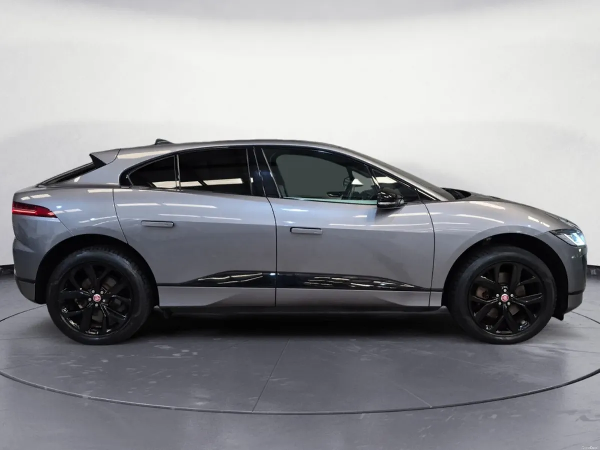 Jaguar I-Pace BLACK EDITION 400PS AWD - Image 4