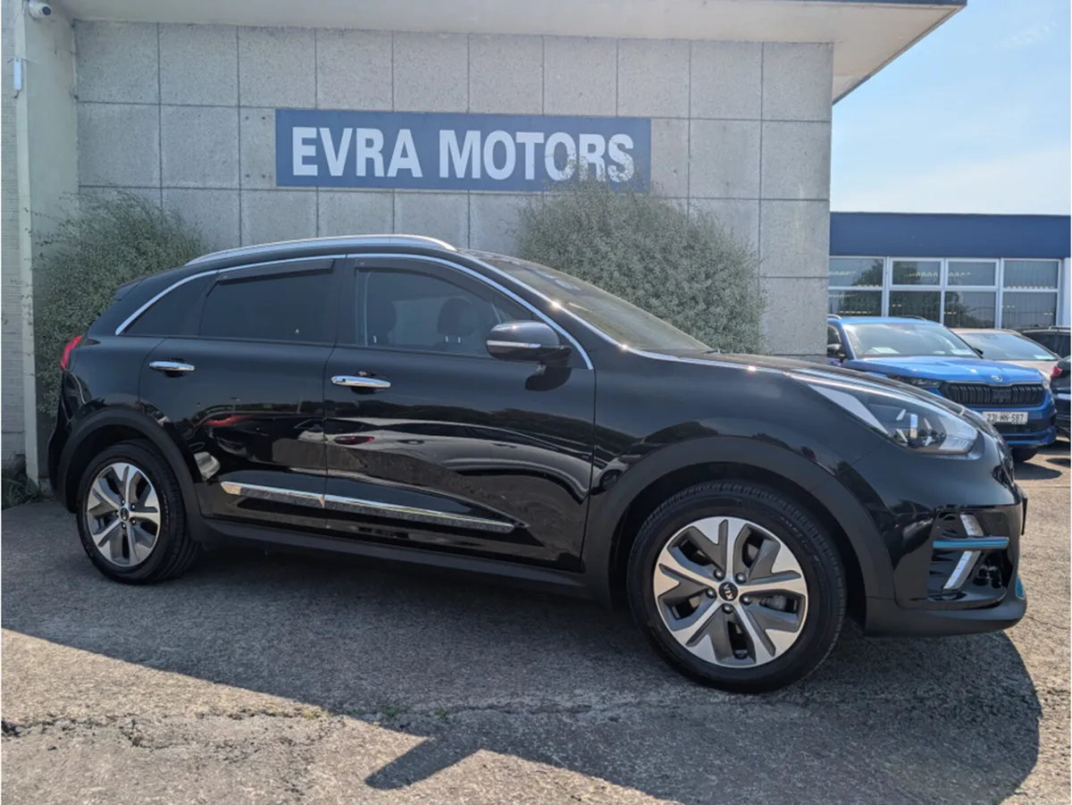 Kia Niro E-NIRO ELECTRIC//REVERSE CAMERA//SAT NAV/ - Image 4