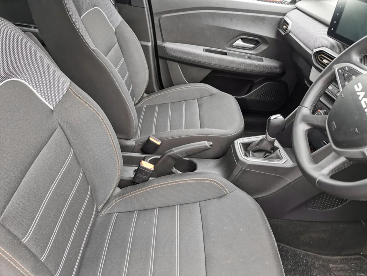 Dacia Sandero Stepway STEPWAY EXPRESSION TCE AUTOM - Image 5