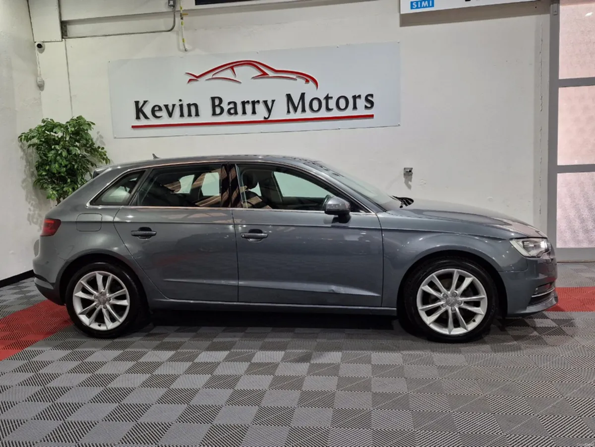 Audi A3 1.6TDi SPORTBACK SE 110BHP 6 SPEED MANUAL - Image 4