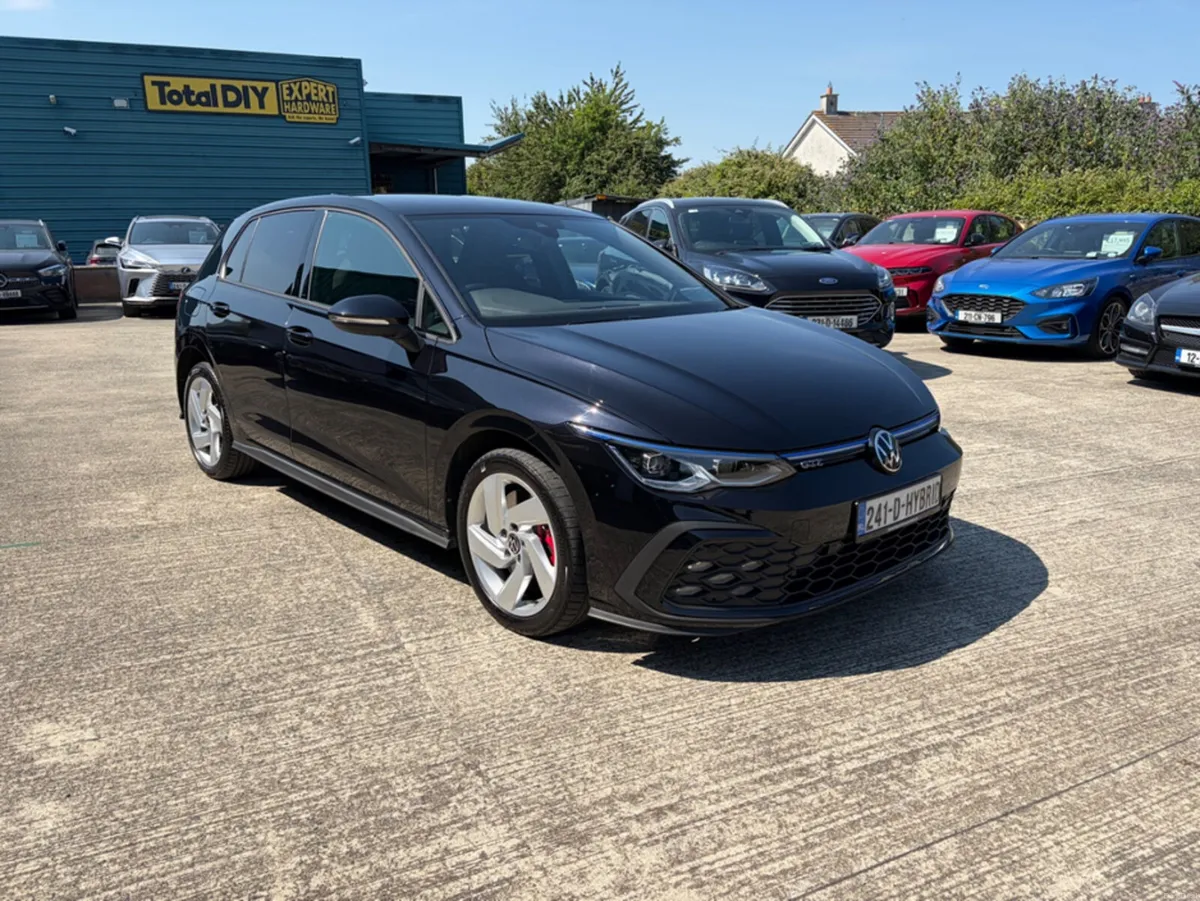 Volkswagen Golf 1.4TSI GTE DSG - Image 2