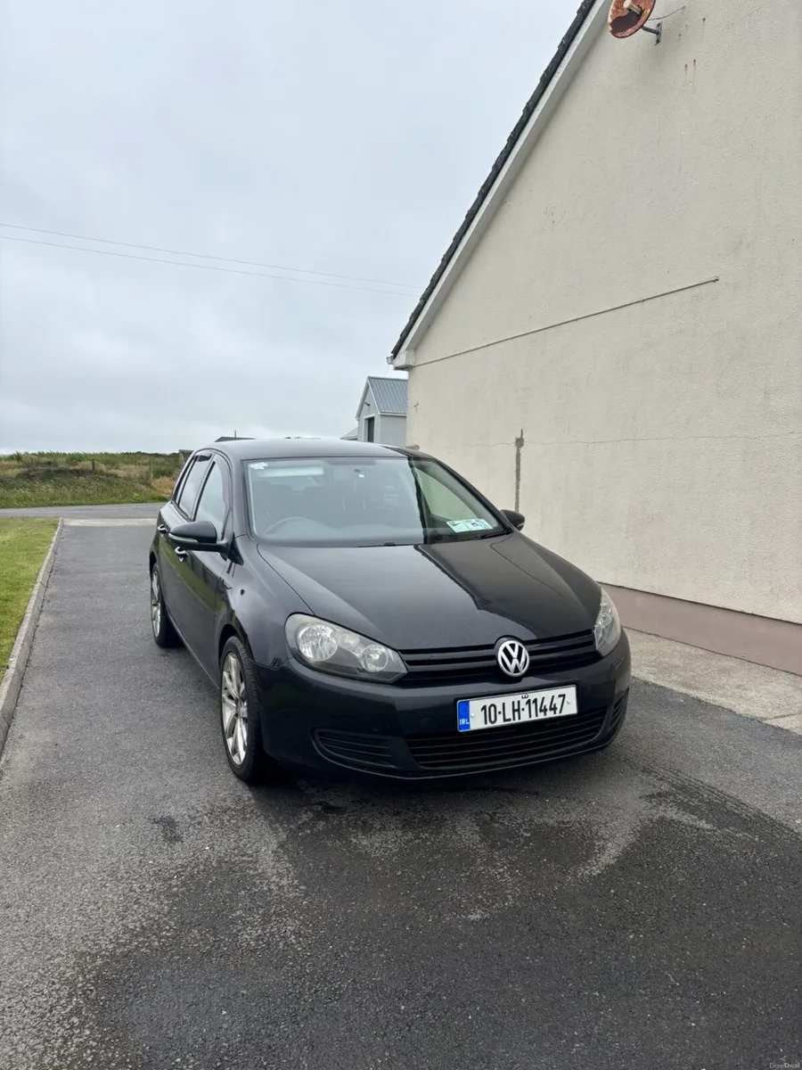 Golf 1.6 - Image 1