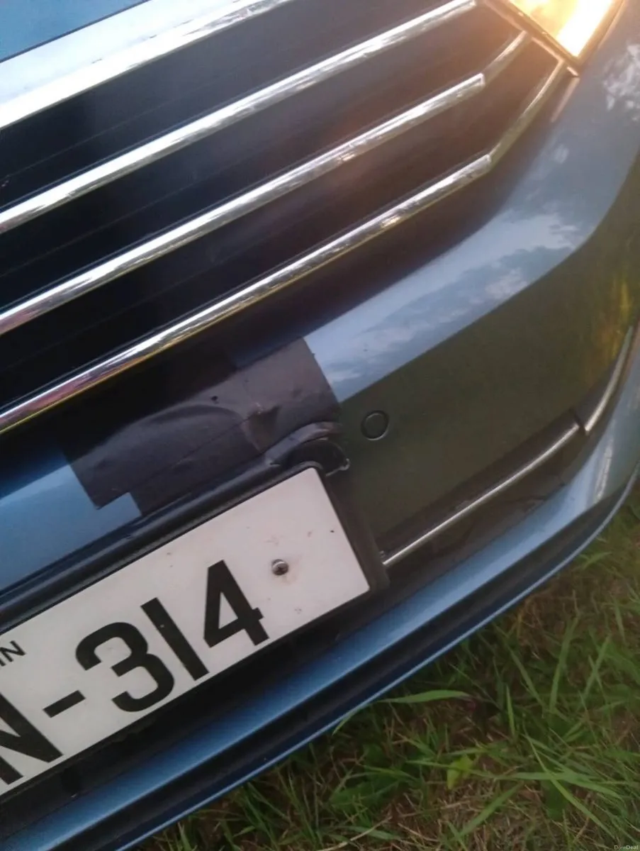 VW Passat - Image 5