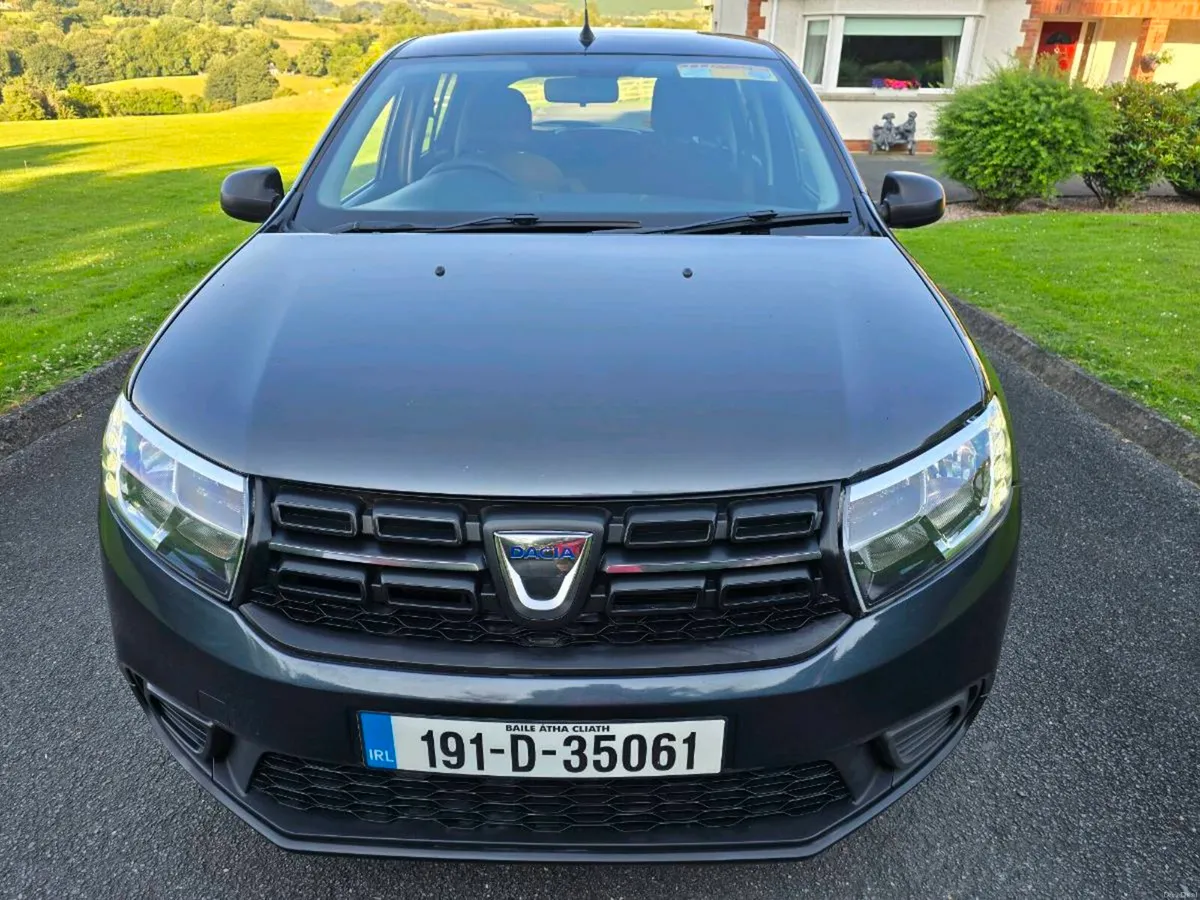 Dacia Sandero Low KM - Image 2