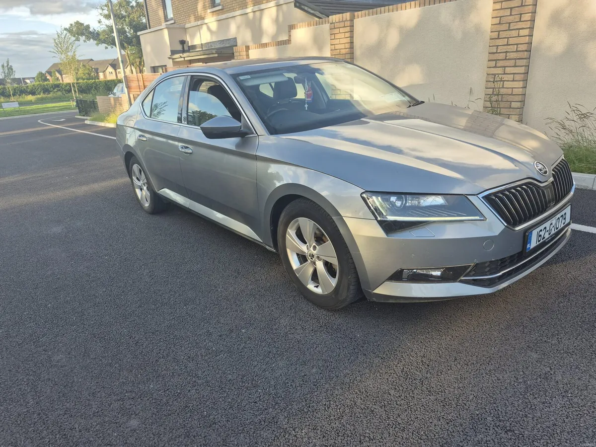 162 Skoda Superb 1.6Diesel (2016) - Image 3
