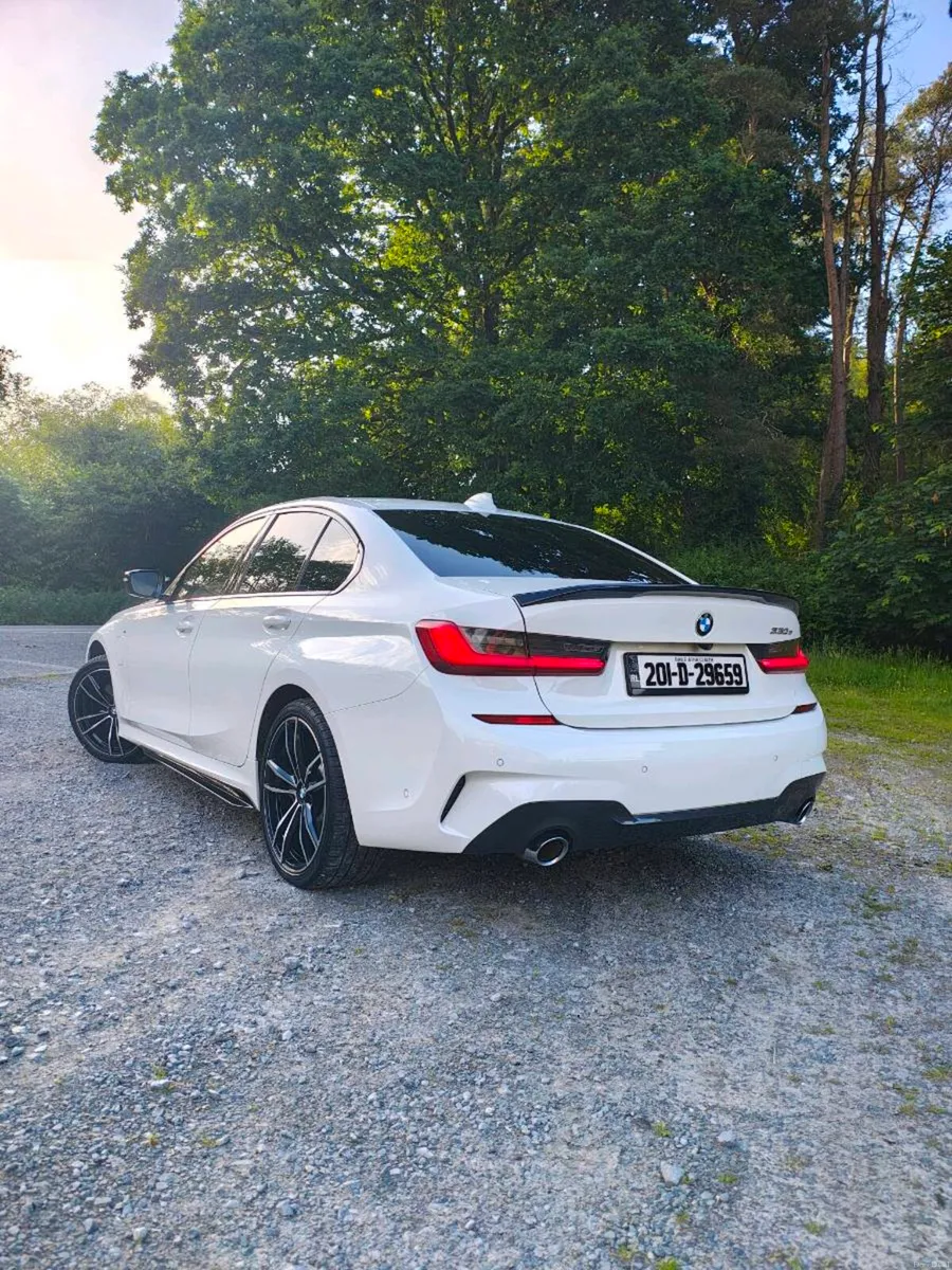 BMW 330e M sport - Image 3