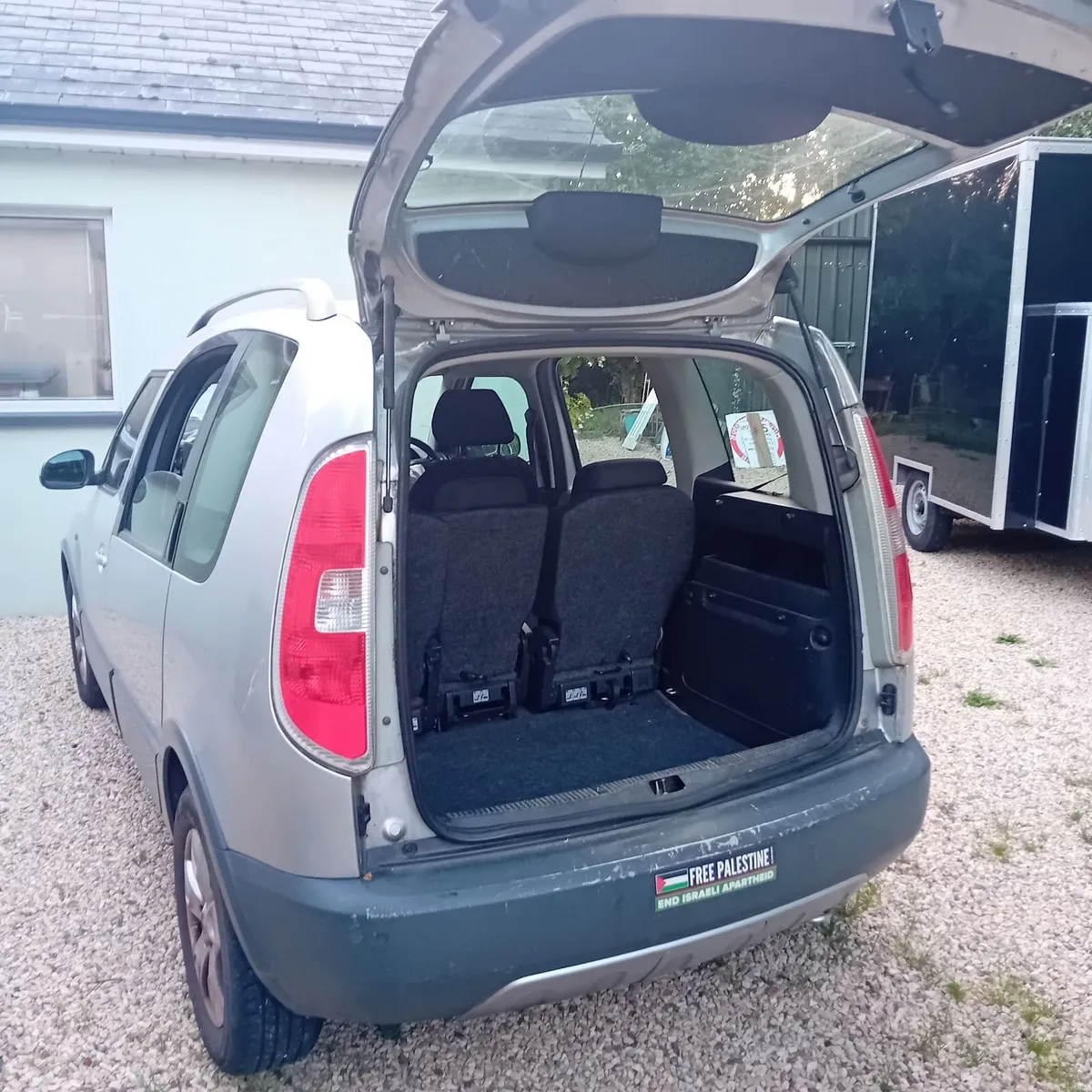 Skoda Roomster 2011 for repair or spare parts - Image 2
