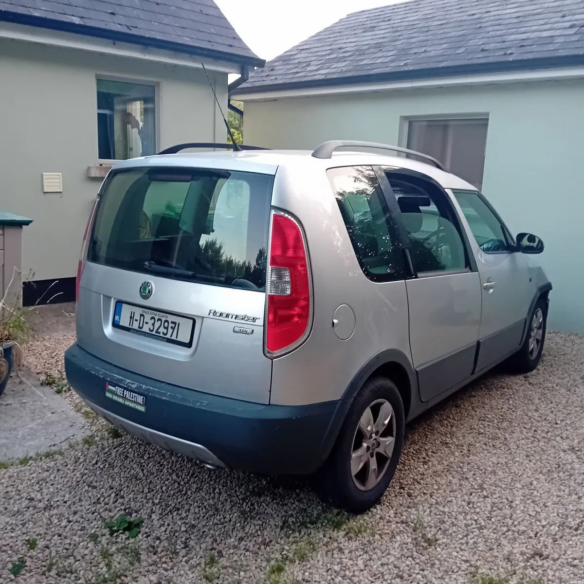 Skoda Roomster 2011 for repair or spare parts - Image 3