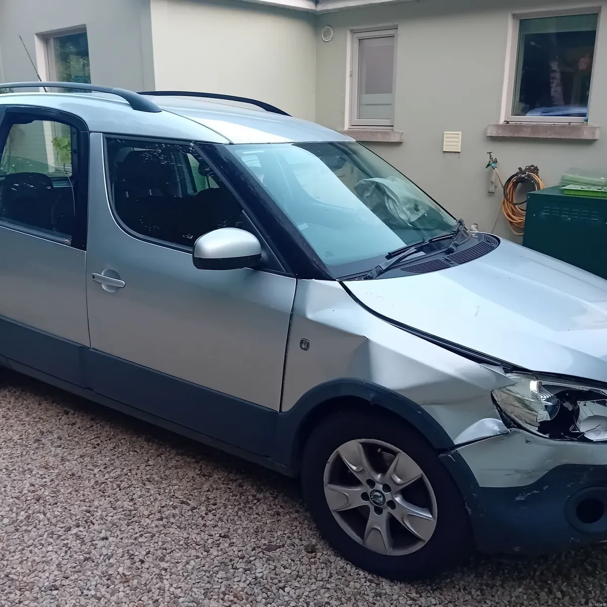 Skoda Roomster 2011 for repair or spare parts - Image 1
