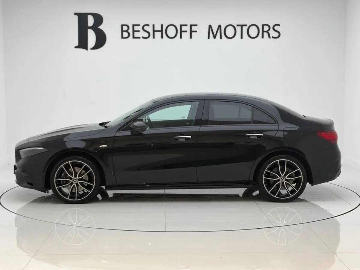 Mercedes-Benz A-Class 250e AMG LINE NIGHT EDITION - Image 2