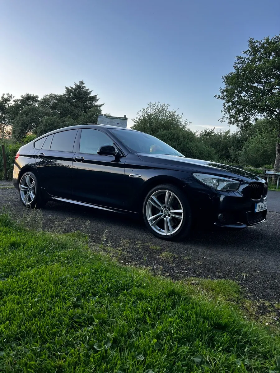 BMW 520 GT 2012 - Image 2