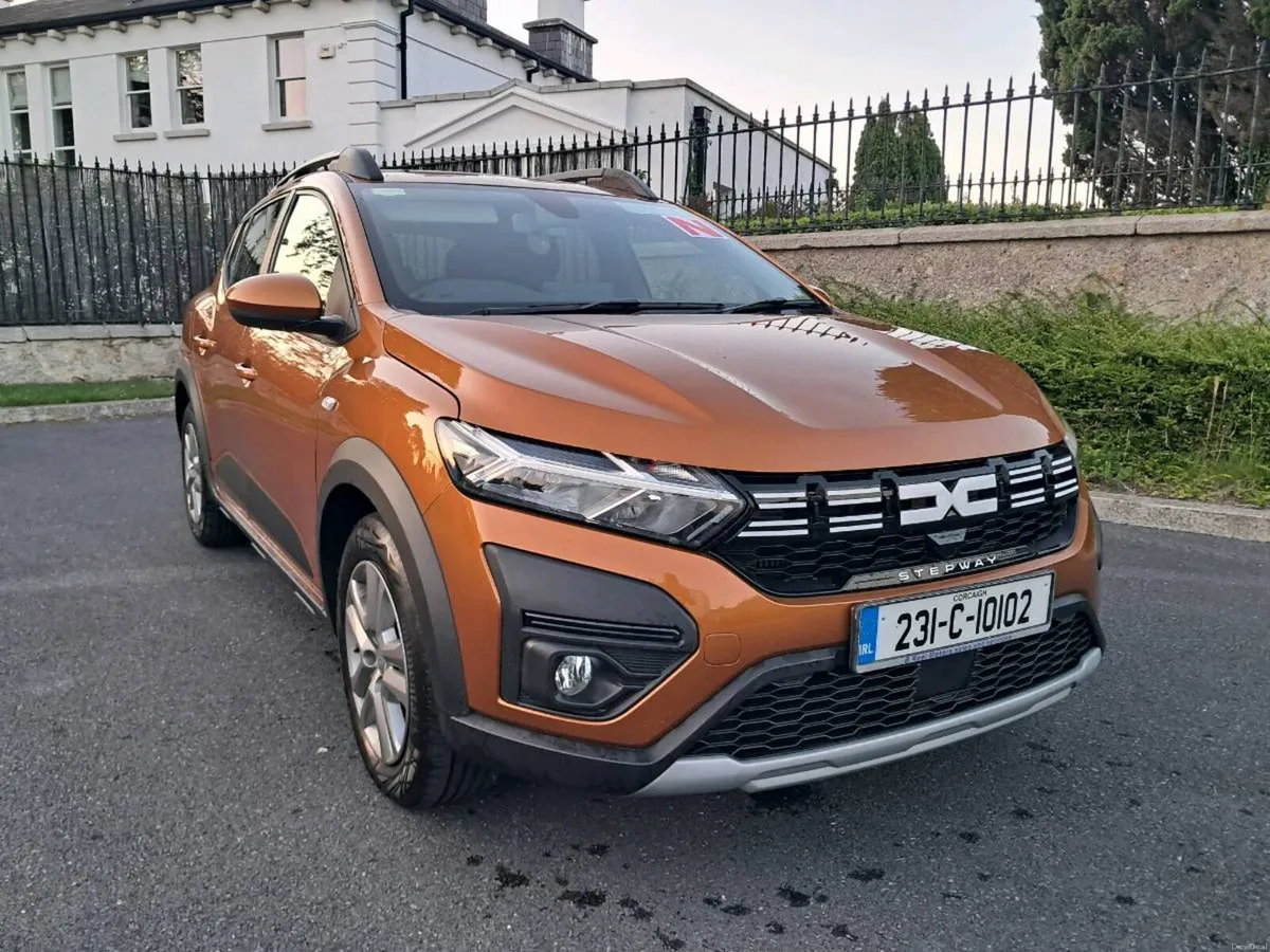 Dacia Sandero Stepway 2023 - Image 2