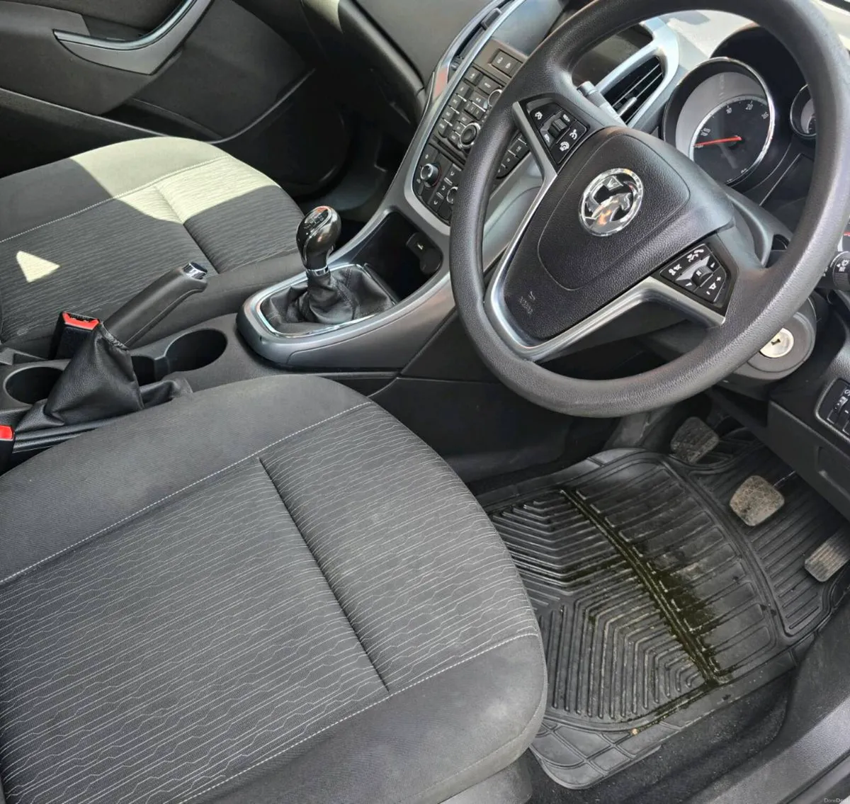 Vauxhall Astra 2014 1.7 Deisel - Image 4