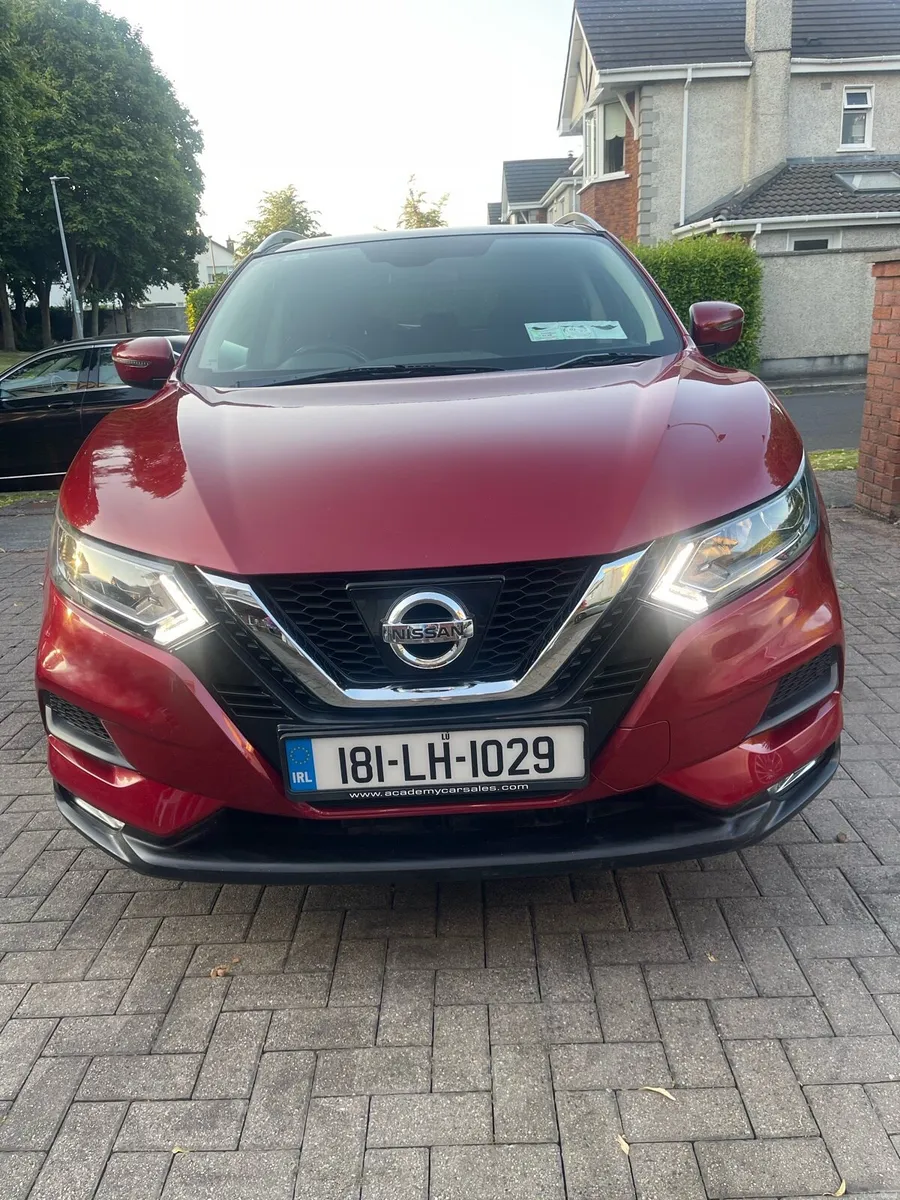 Qashqai diesel satnav sunroof - Image 2