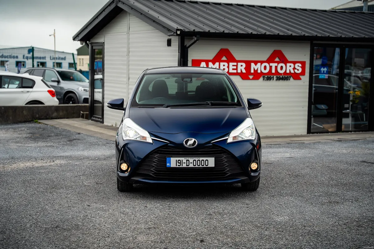 2019 Toyota Vitz Petrol  Automatic - Image 3