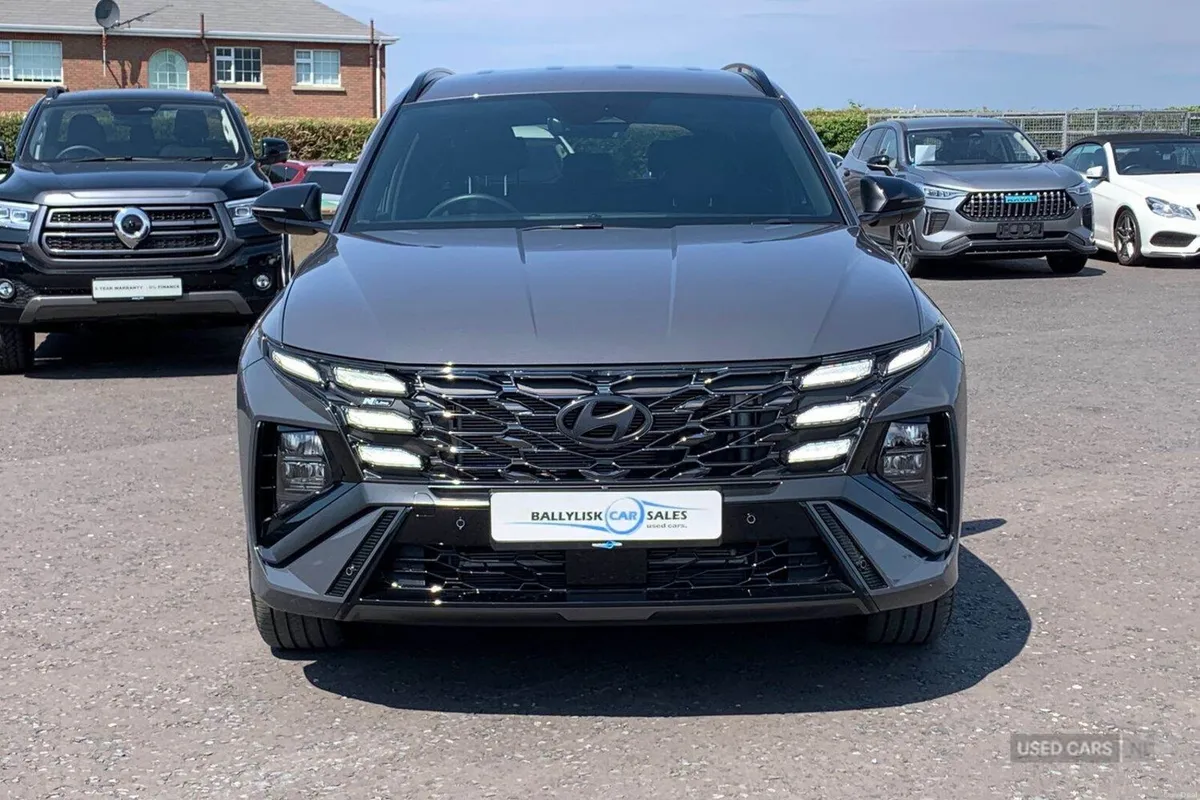 Hyundai Tucson 1.6T N Line 239PS FHEV Auto in Ecot - Image 4