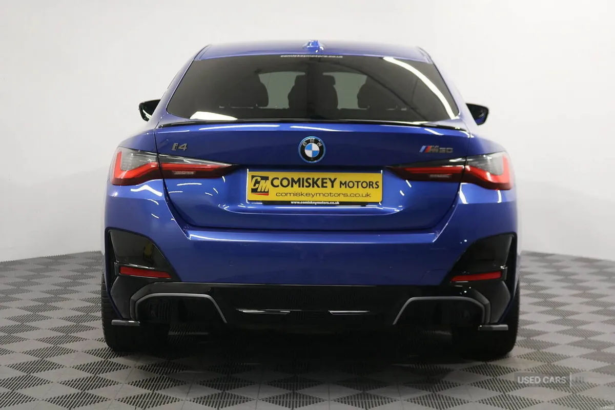 BMW i4 M50 - Image 5