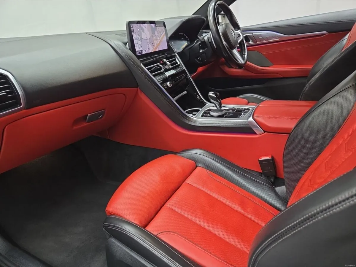 BMW 8-Series 840i M Sport Coupe 335BHP - Image 4