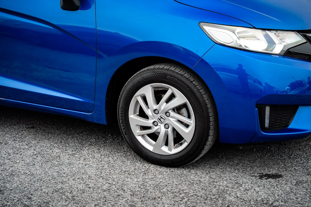 2016 Honda Jazz Automatic - Image 5