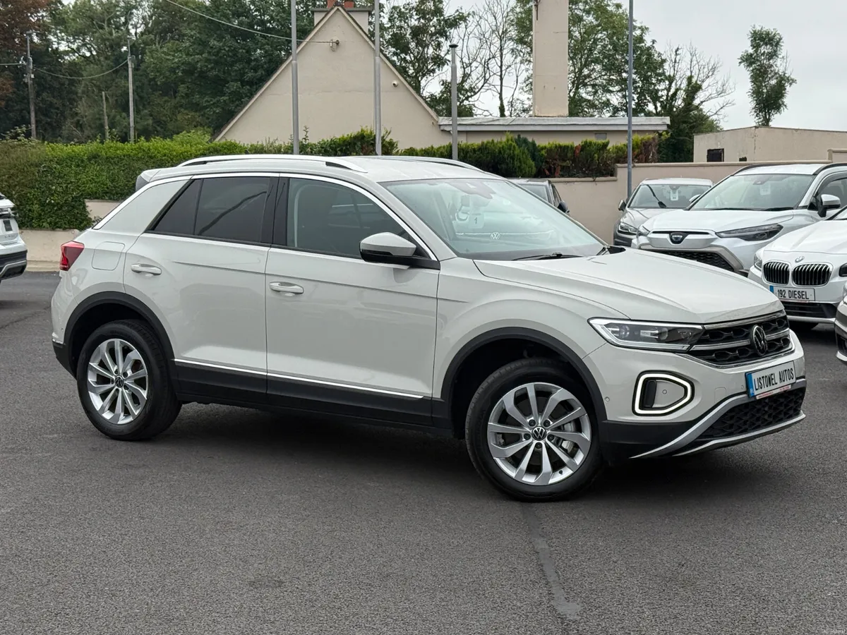 231 VW T-ROC 2.0 TDI STYLE 150BHP AUTOMATIC - Image 2