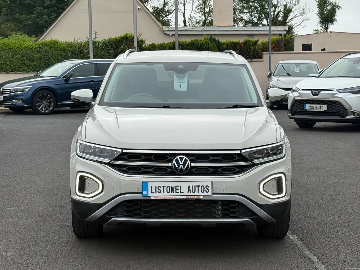 231 VW T-ROC 2.0 TDI STYLE 150BHP AUTOMATIC - Image 4