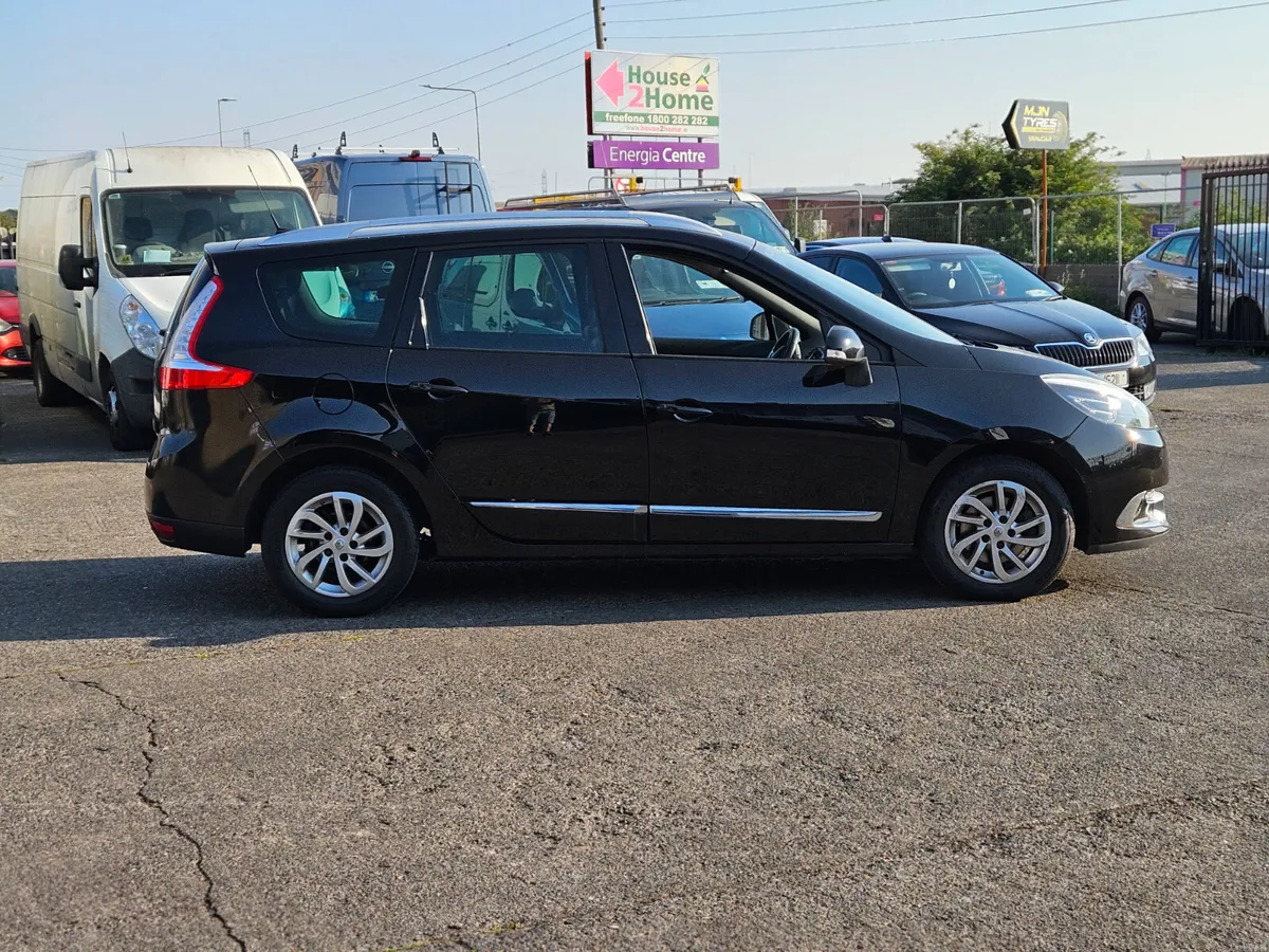 Scenic 1.5 Automatic  7-Seater, Premium Family SUV - Image 5