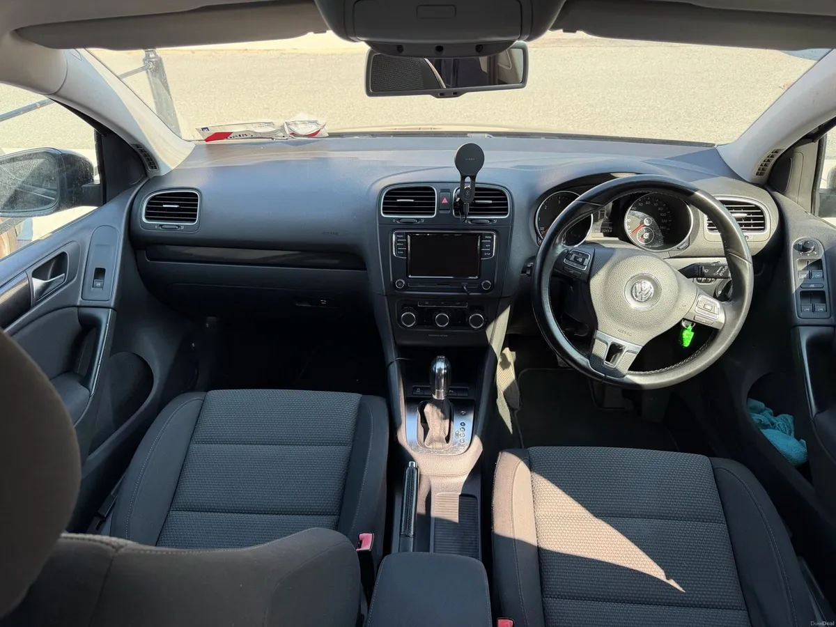Volkswagen Golf - Image 6