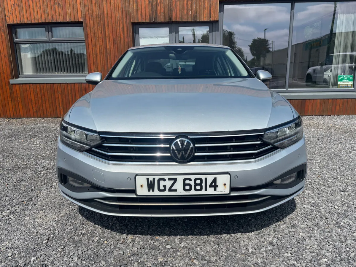 Volkswagen Passat 2022 - Image 1