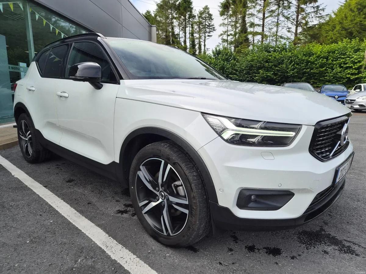 Volvo XC40 R-Design 2020 2.0L Petrol Hybrid - Image 2