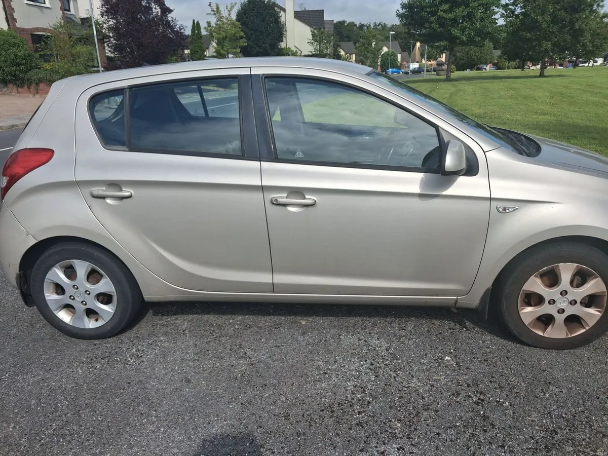 Hyundai i20 2009 - Image 1