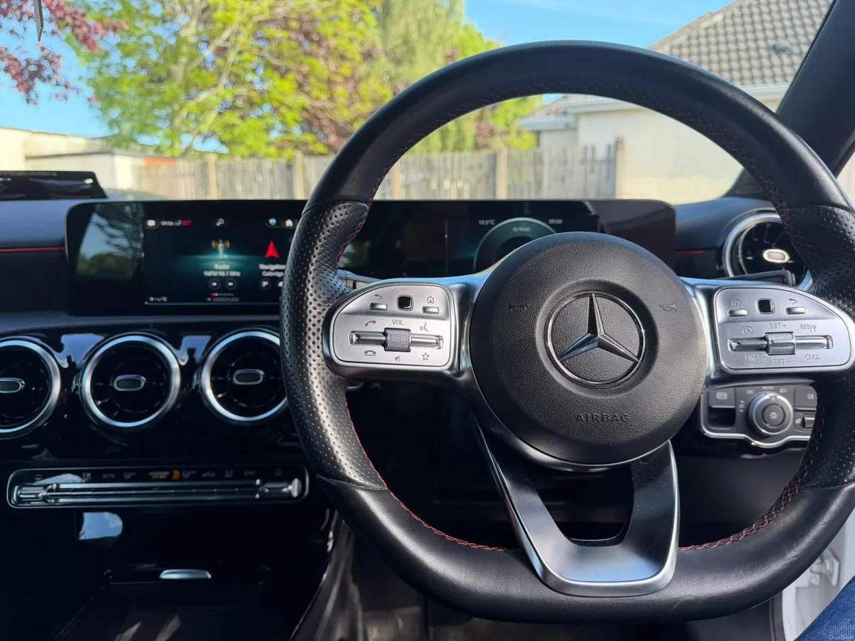 28%PRICE REDUCTION (!!!) White Mercedes-Benz A180 - Image 2