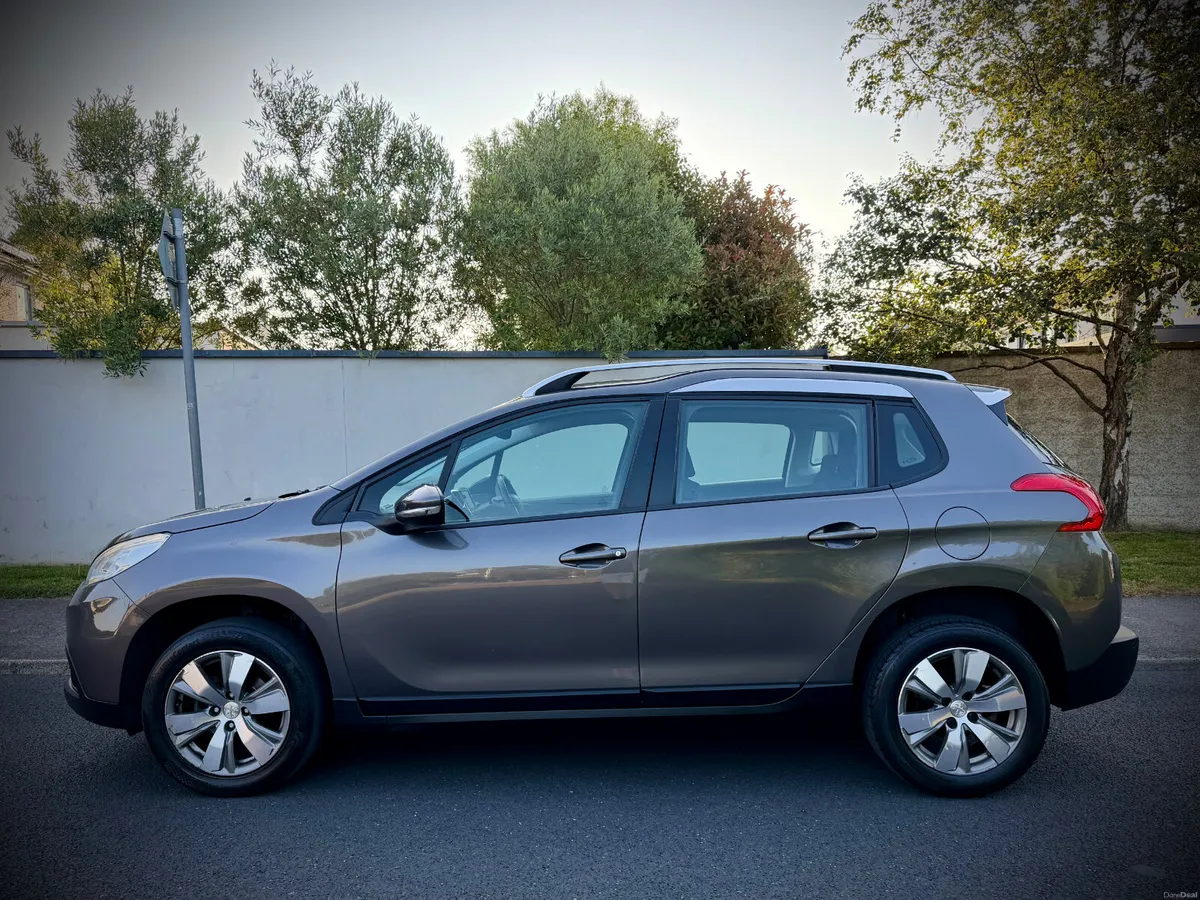 Peugeot 2008 Diesel | Low km | March 28 nct. - Image 3