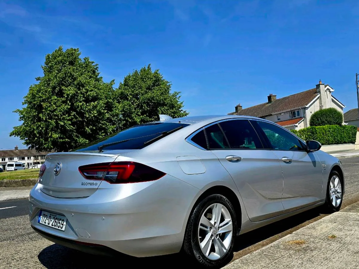 2017 OPEL / VAUXHALL INSIGNIA SRI - Image 4