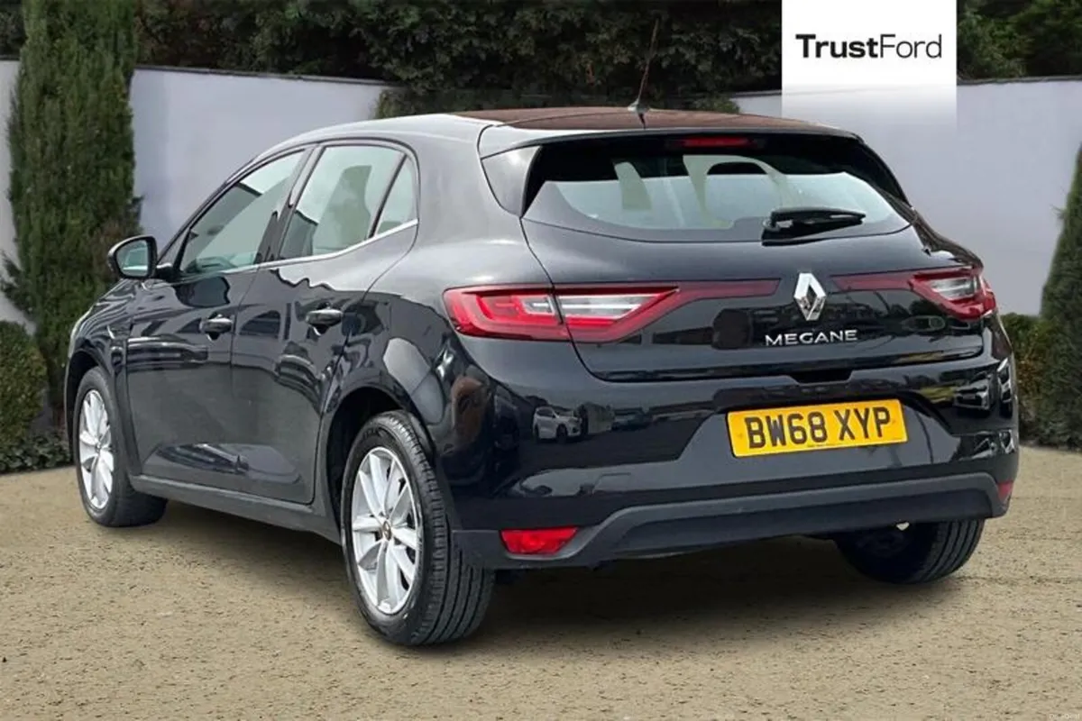 Renault Megane Play - Image 2