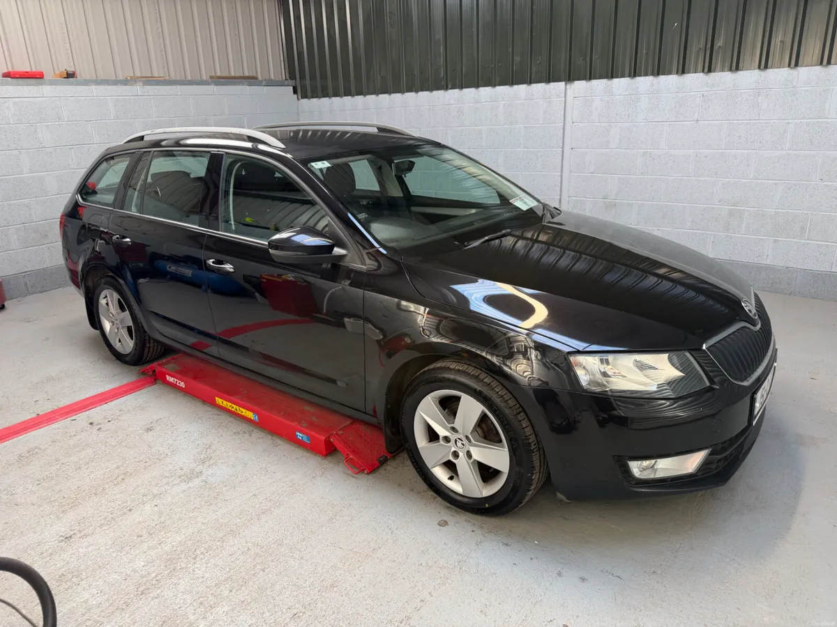 2015 SKODA OCTAVIA   ESTATE ! - Image 2