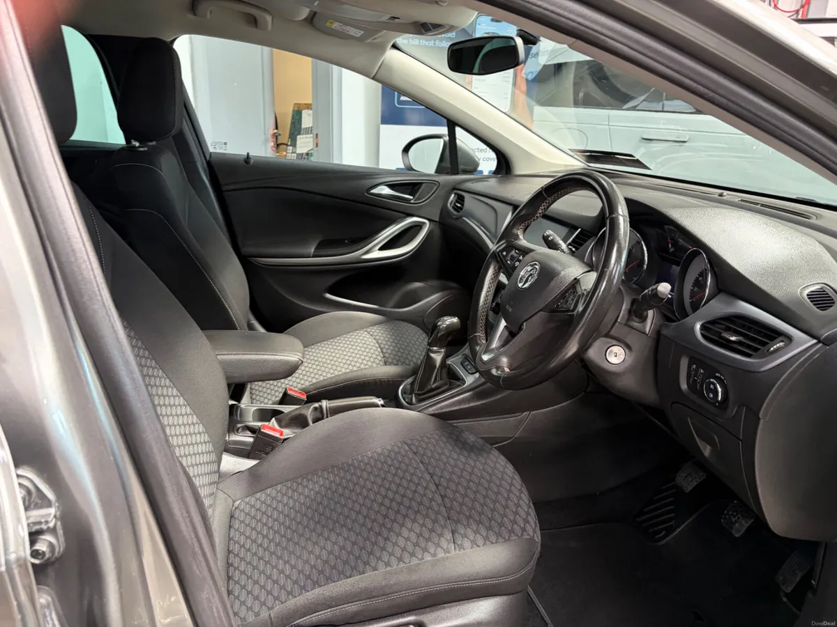 Vauxhall Astra 2018. 1.4.  TECH LINE. NAV - Image 6