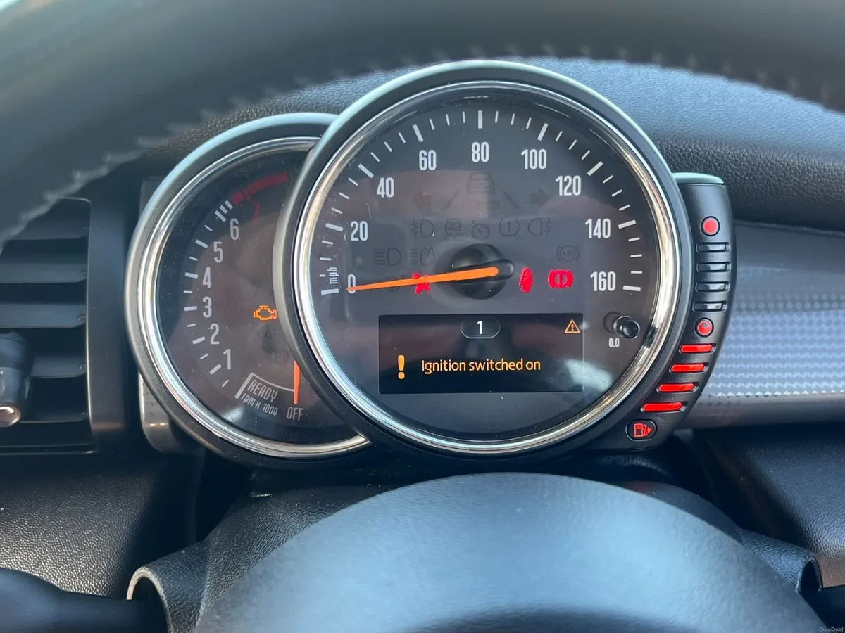 Mini Cooper 1.5 Petrol 2017 Manual 6-Spd - Image 2