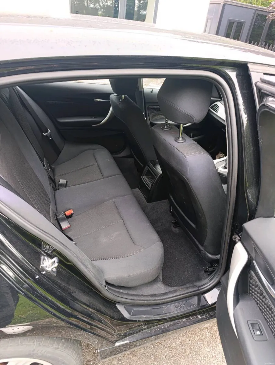 BMW 116 I - Image 3