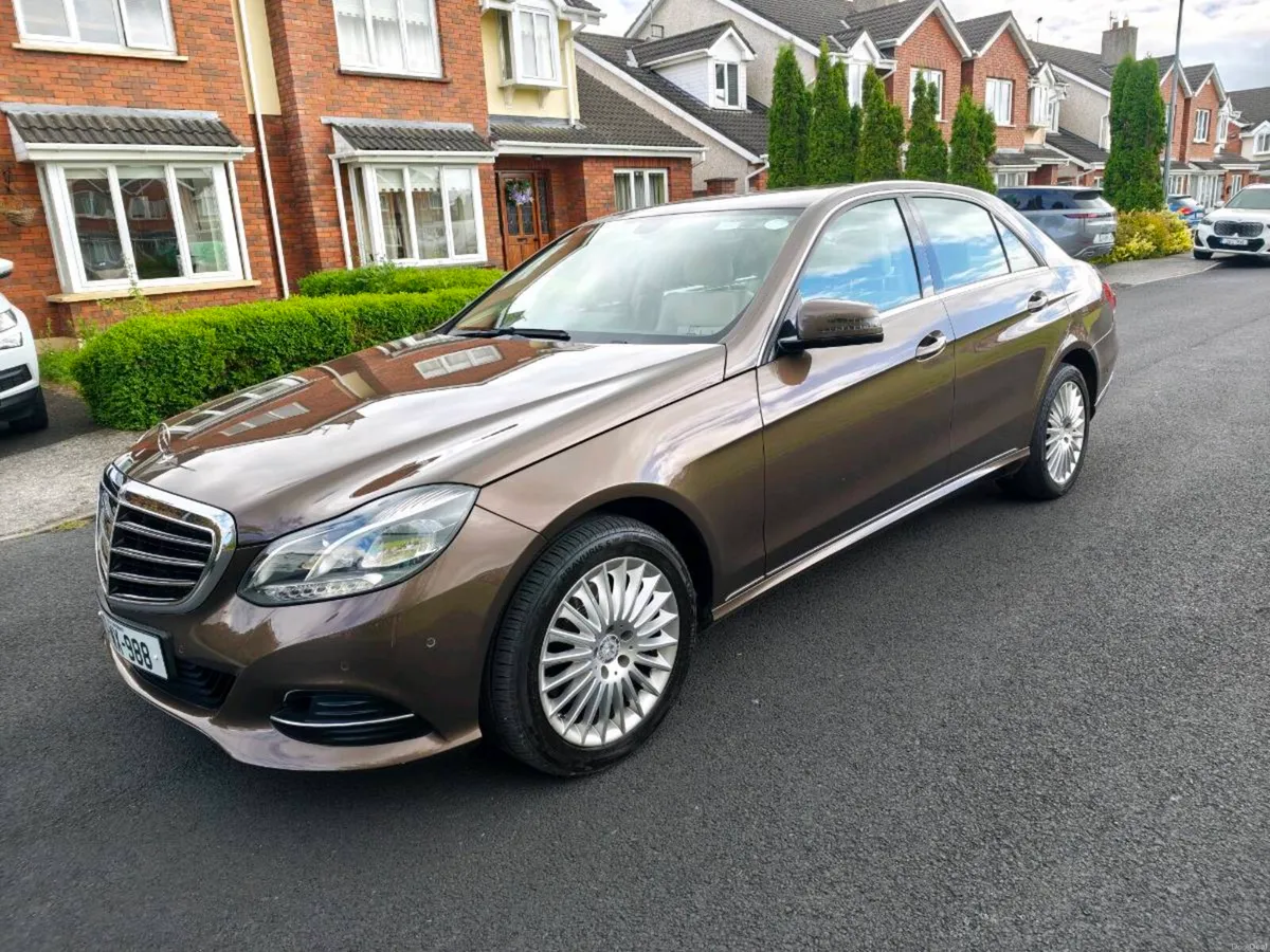 Mercedes E300 Diesel Hybrid - Image 3