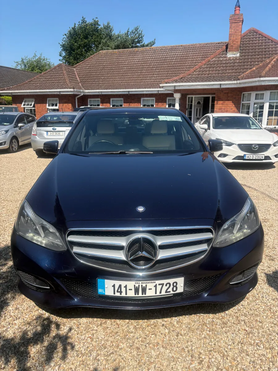 Mercedes-Benz E-Class 2014 , 220 cdi Automatic - Image 4