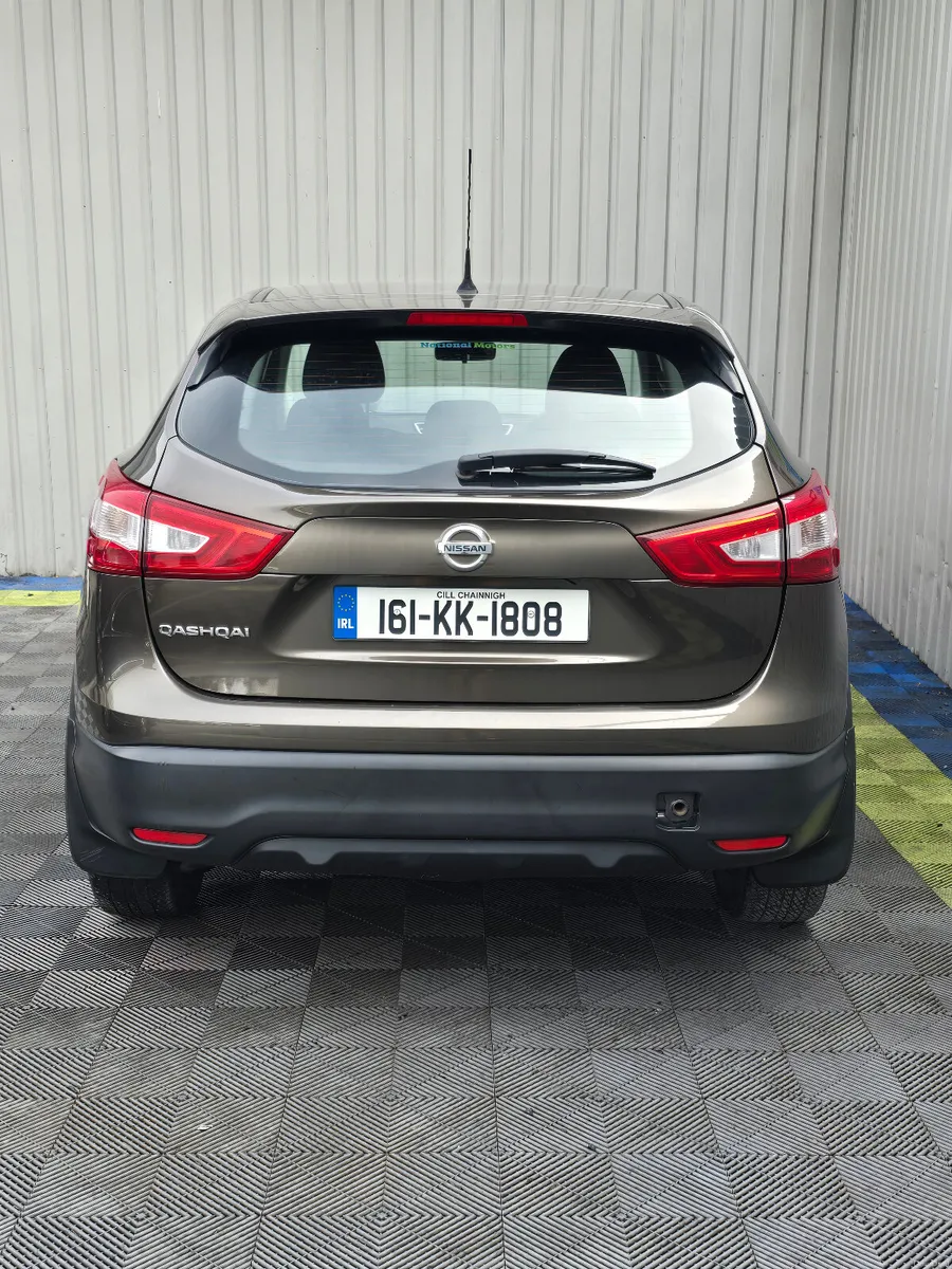 2016 Nissan Qashqai 1.2 XE Petrol - Image 4